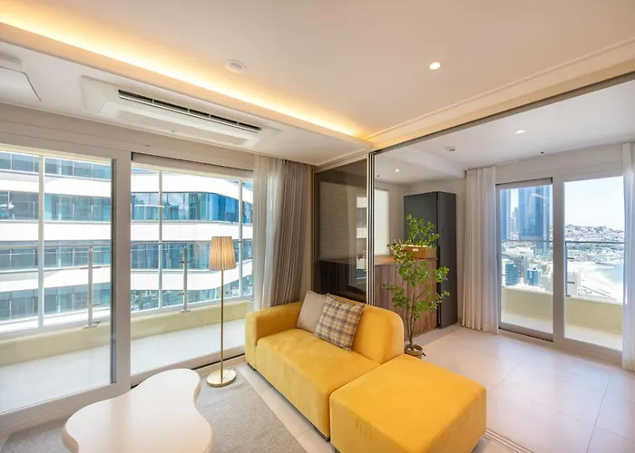 Haeundae Wave Hotel *