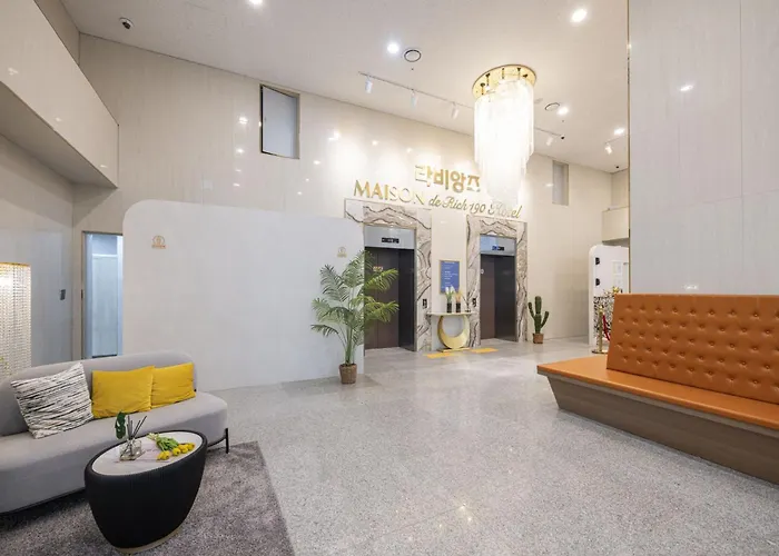 Hotel Haeundae Wave *