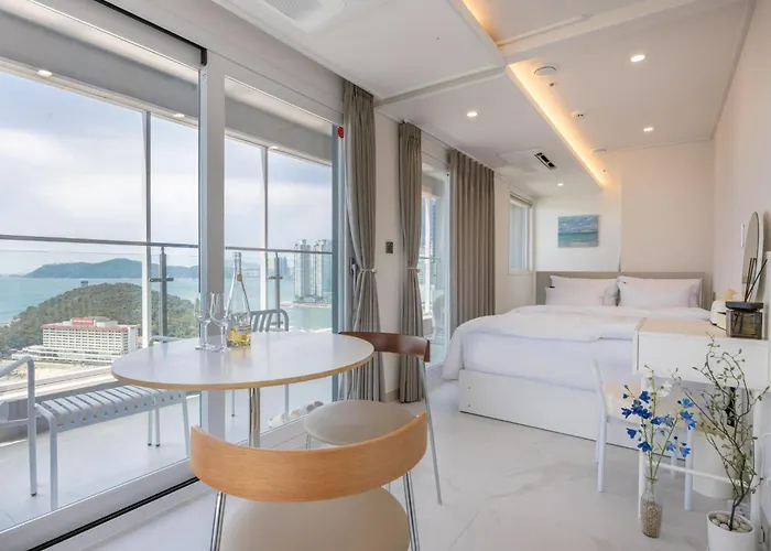 Hotel Haeundae Wave