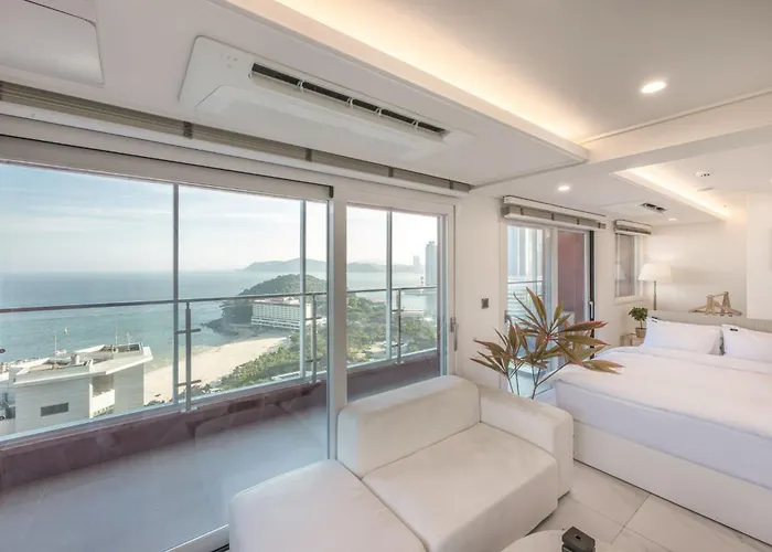 Hotel Haeundae Wave