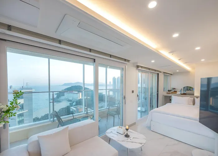 Haeundae Wave Hotel